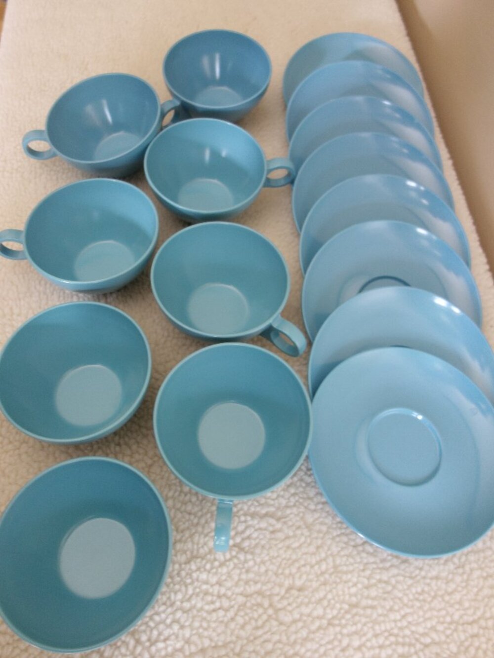 Vntg Set of 8 Blue Melmac Melamine Coffee Cups #7403 & 8 Saucers #7202 = 16 piec